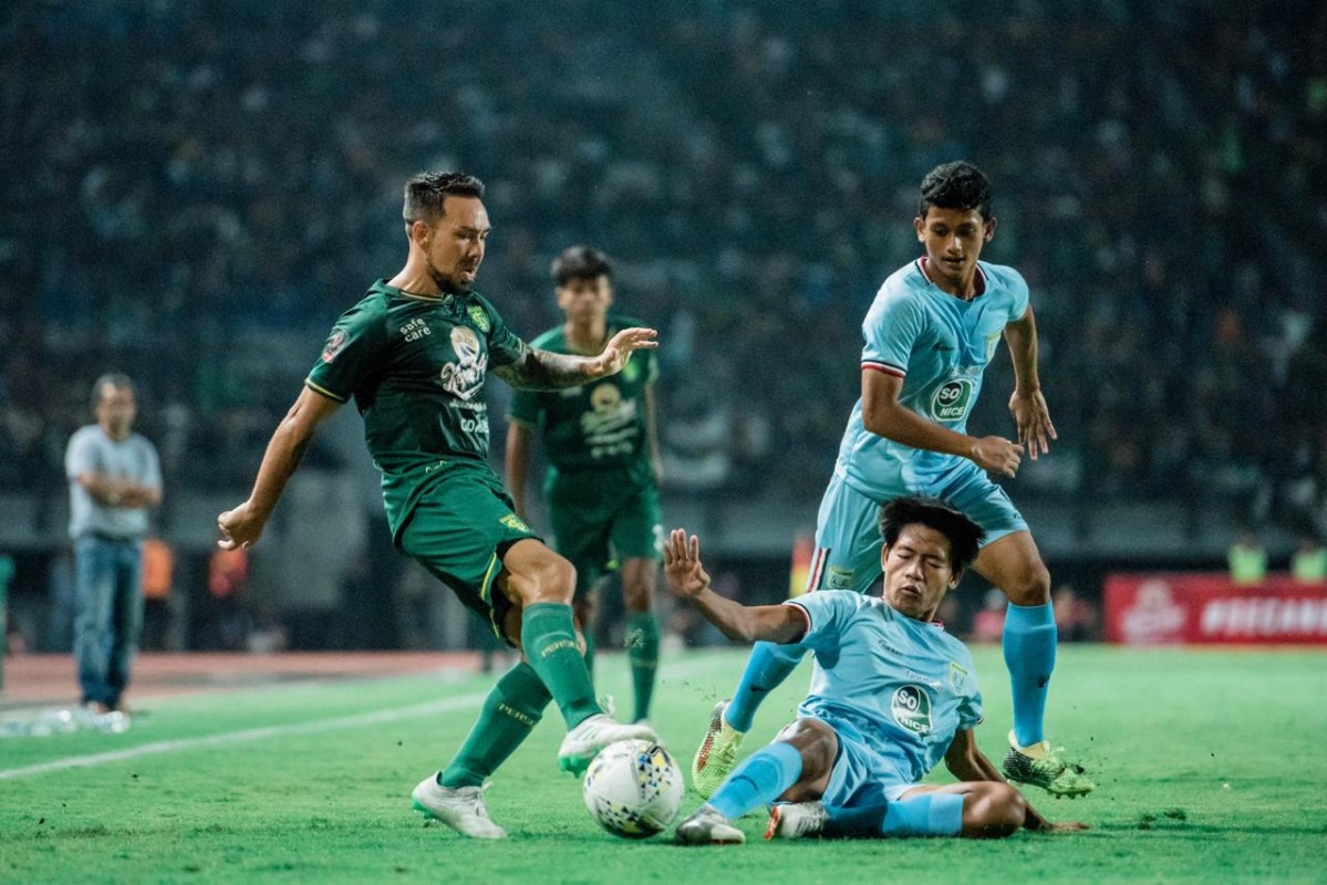 Skema 3-4-3 Menjanjikan untuk Liga 1 - Persebaya.id